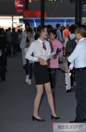 肉丝妹子3A1093[421M]