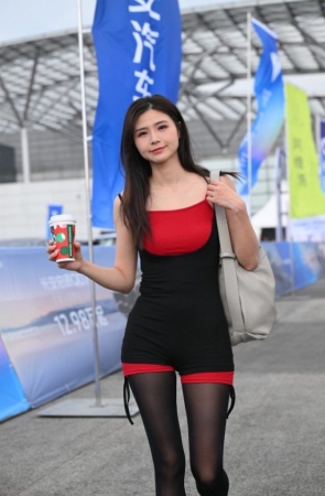 黑丝连体衣 [62P-1.04GB]