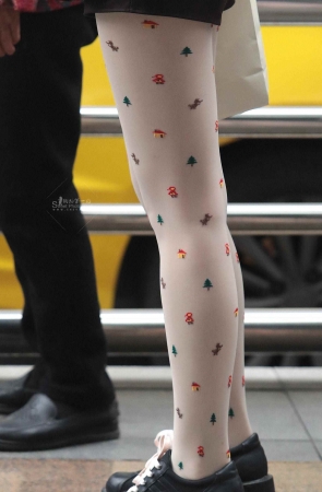 街拍丝袜妹子-14P