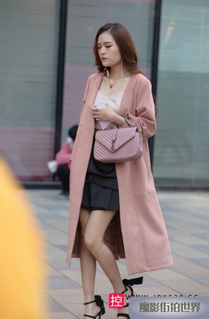 风衣都挡不住的美腿3A3519[860M]