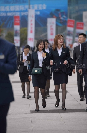 干销售的黑丝少fu