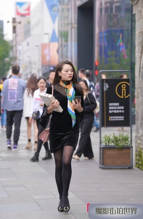 高挑的黑丝御姐3A1522[430M]