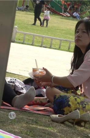 4k-粉色衬衫连衣裙高跟鞋美女少妇