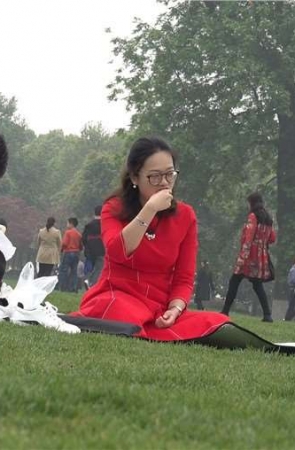 4k-极品黑丝红色连衣裙眼镜美少妇