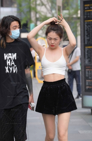 皮肤也白白嫩嫩的/231128-10-57 15P