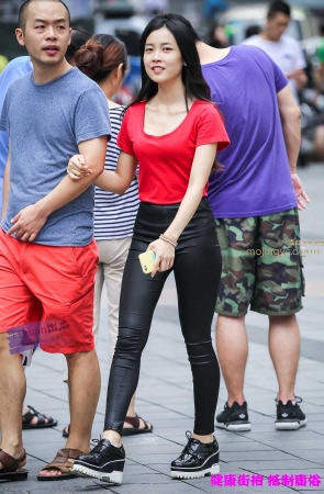 李欢原创——–皮裤，丰腴（8P）