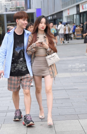 2194-11+46/美腿小姐姐 3P