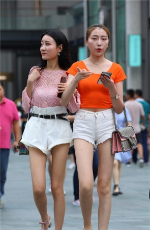 纤细的热裤大长腿3A291[211M]