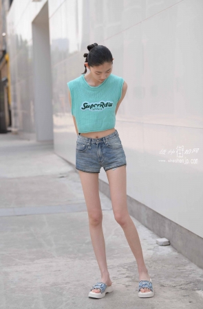 22427-2+148这大长腿给力【套图➕视频】 25P