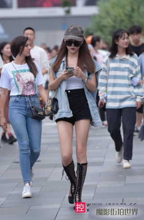 热裤美女3A3121[626M]