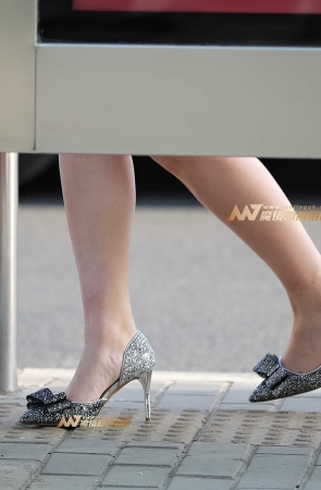 小姐姐傲人的身材,让人陶醉!