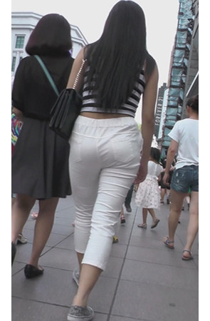 白裤紧身长发小姐姐