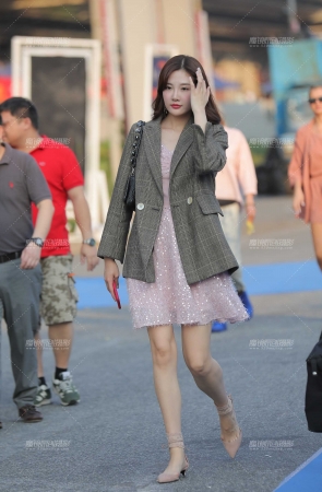 捕捉靓丽的身影