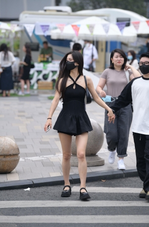 2269-17+66小吊带女友