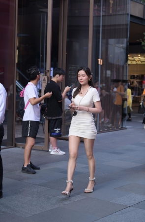 又见美美哒亮丝伊瑟拉~