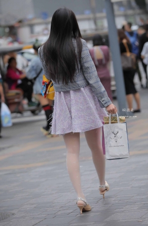 8917-4+51白丝朲萋 5P