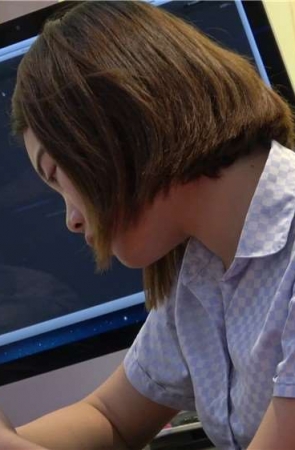 4K – 黑色高跟街拍美足肉肉的 [1.25 GB/MP4]