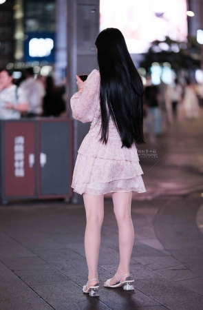 【马丁哥】粉色街拍肉丝凉鞋