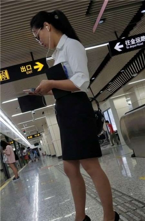 4k-OL白衬衫短裙制服街拍高跟美女