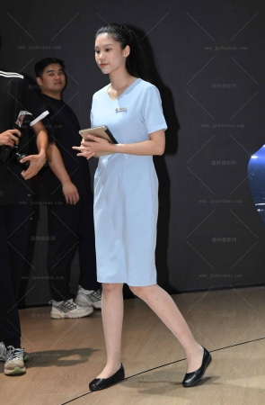 241116-31=51√清秀丝袜女孩 11P