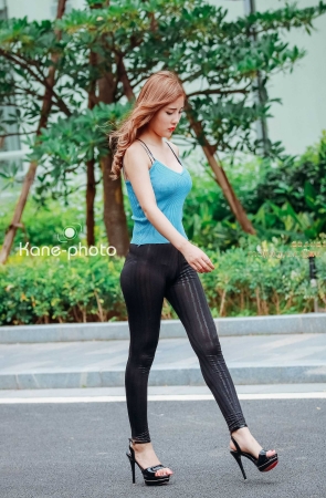 极品紧身透明裤的诱惑