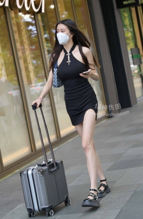 2285-18+93苗条女生 9P