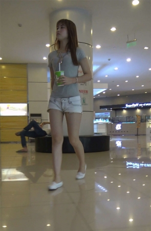 好看的美腿短裤