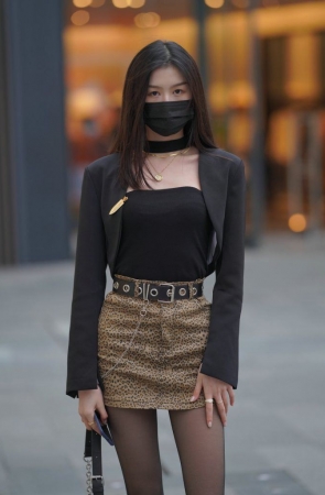 短靴豹纹裙 [74P-865MB]