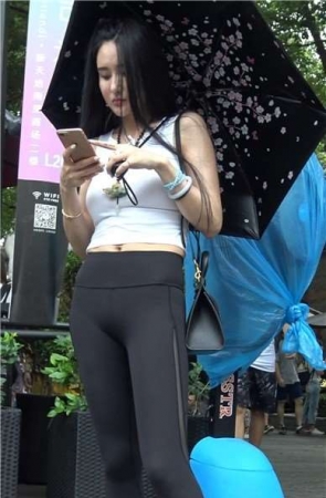 4k-性感黑色紧身弹力裤美女 [1.90 GB]