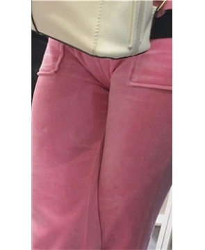 美丽的粉色系女孩 [3.51 GB/MP4]