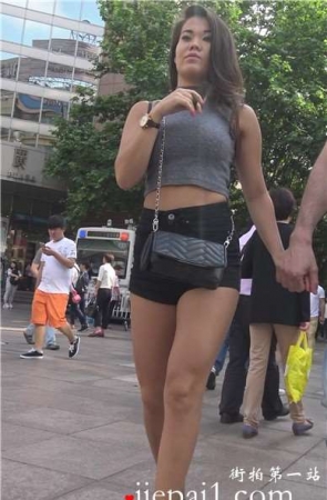 4k-街拍美腿高腰热裤水蜜桃臀的洋妞 [1.74 GB]