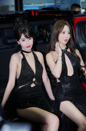 闪亮模特 [98P-1.64GB]