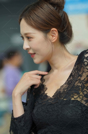 蕾丝衣裤–小龙鼠~