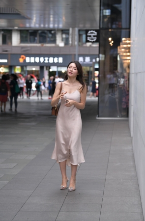 长裙美女街拍