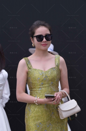 像明星气质一样的女人