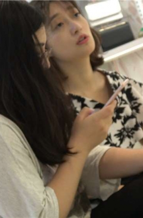 4K – 粉嫩精致美足MM鞋店试鞋视频 [2.07 GB/MP4]