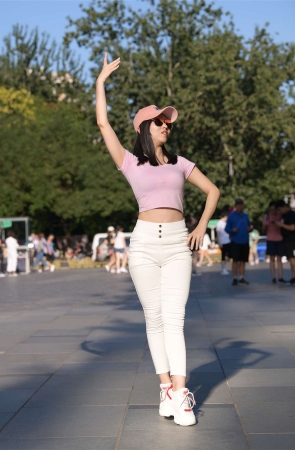 弹力牛仔粉红女郎