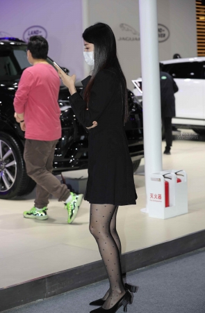 【街拍心灵】御姐街拍黑丝美腿高跟