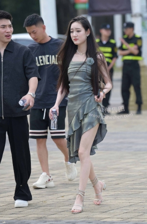 这是哪家的明艳千金～230628-2-49 13P