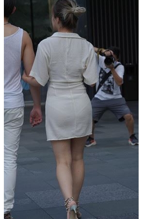 微透白裙美女【套图+视频】