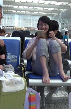 眼镜妹 [802 MB/MP4]