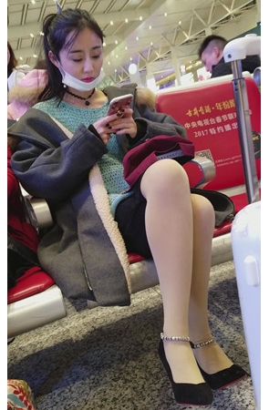 漂亮的肉丝小姐姐