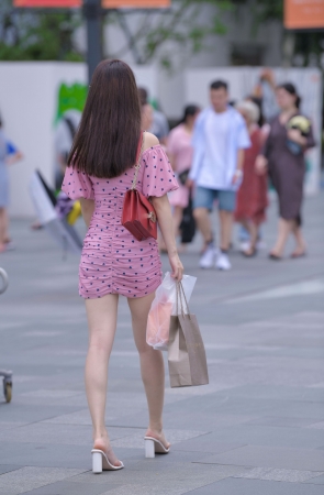 好羡慕啊，这个辣妈真的好