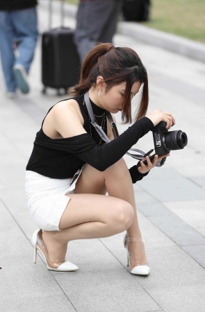 辉辉&灰色丝袜摄影师 【套图+视频】