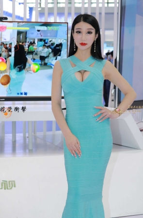 大胸 包臀 模特