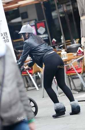 咔喳2016.12.04 街拍72 (16p)