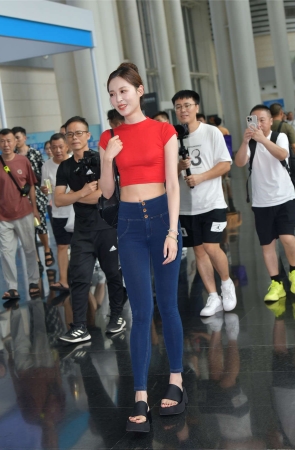 牛仔短裤与长裤