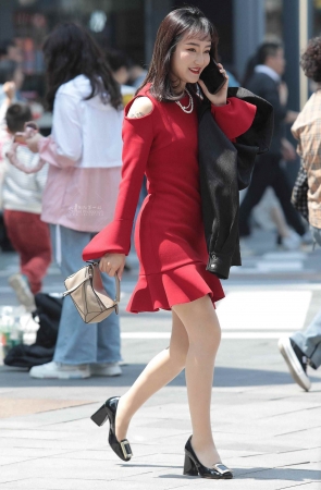 诱惑街拍肉丝shaofu