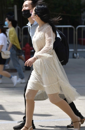 随意一贴-有街拍丝袜就是要看看