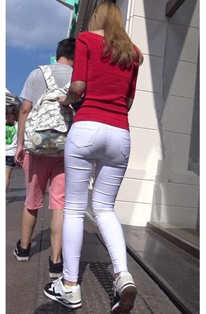 白裤紧身妹子